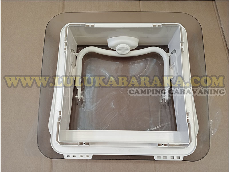 Claraboya Micro Heki 28x28 con estor y mosquitera(RASTRO)